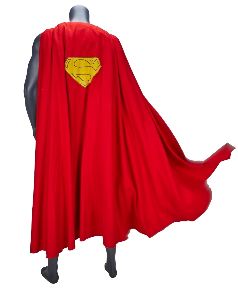 https://www.fortalezadelasoledad.com/imagenes/2022/07/05/juliens_auctions_superman_III_cape_1.jpg