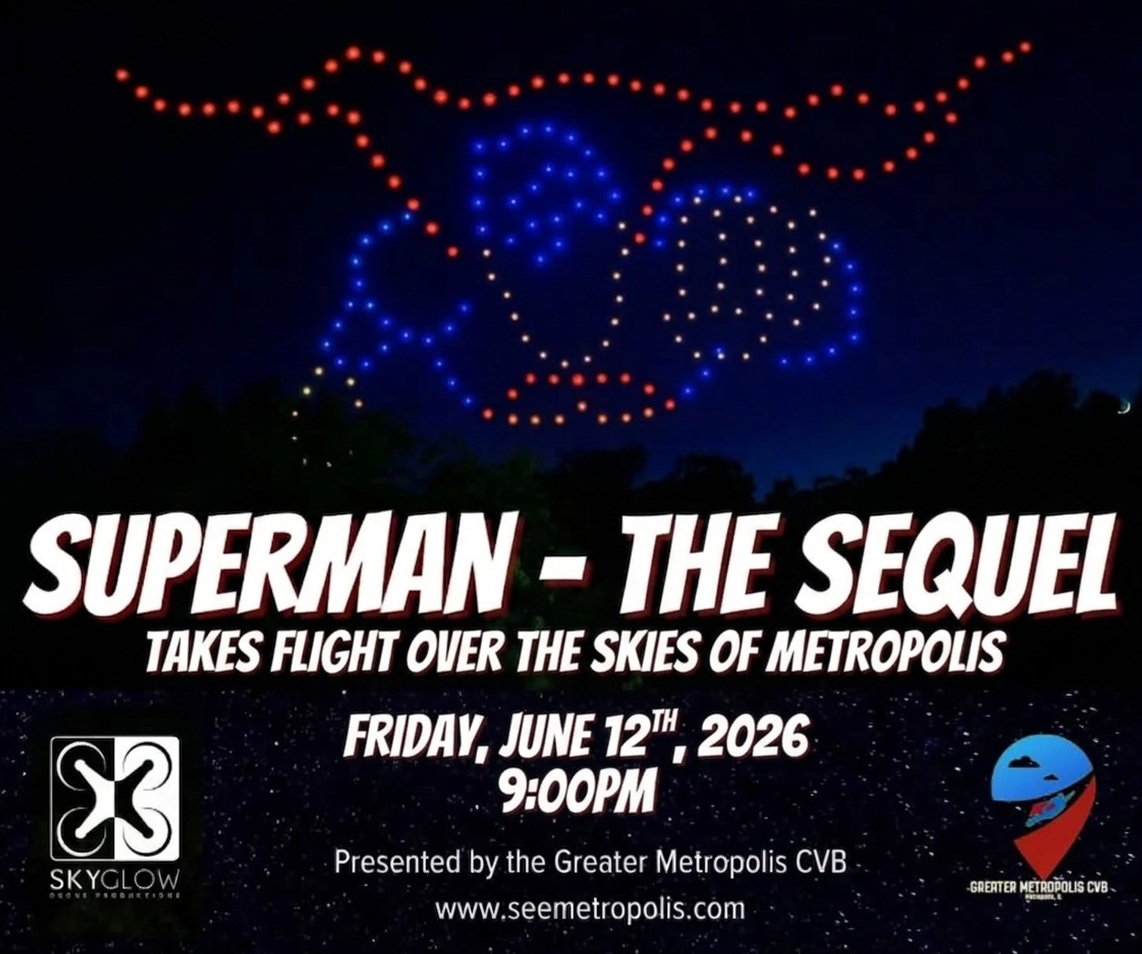 https://www.fortalezadelasoledad.com/imagenes/2026/05/05/Superman_The_Sequel_Takes_Flight_Drone_Show.jpg