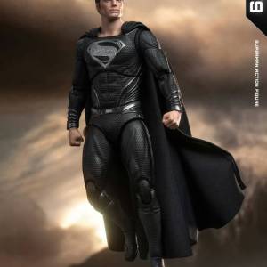 FondJoy presenta primer prototipo de la figura coleccionable de Superman con traje negro de Henry Cavill