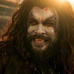 Así se ve Jason Momoa como Lobo y el primer merchandising para “Supergirl”