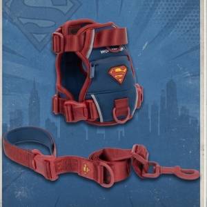 WonderFold lanza accesorios para mascotas de Superman para paseos con superpoderes