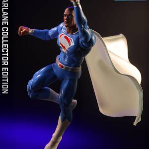 Primer vistazo a figura de acción de Superman (Tierra 2) de la serie “Collector Edition” de McFarlane